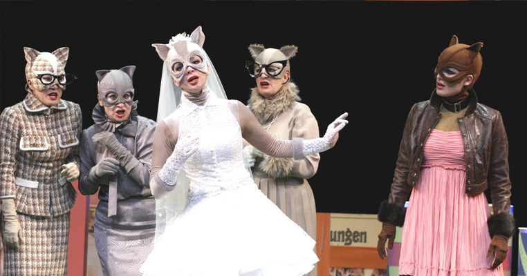 Maria Rebekka Stoehr, Babette, Die englische Katze, Henze, 2011